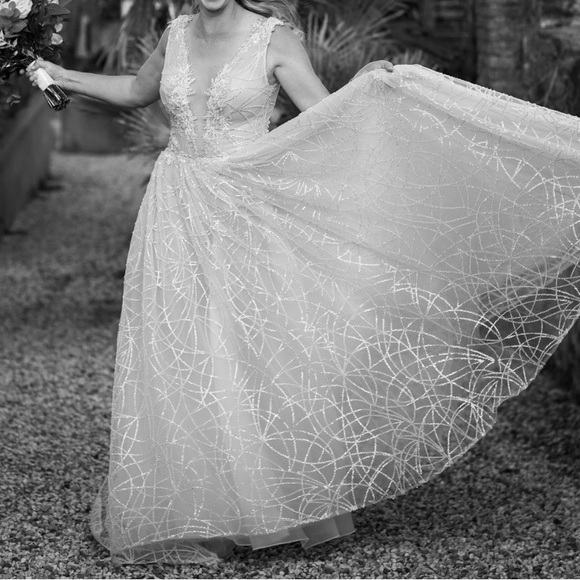 Galia Lahav wedding dress - Picture 6 of 8